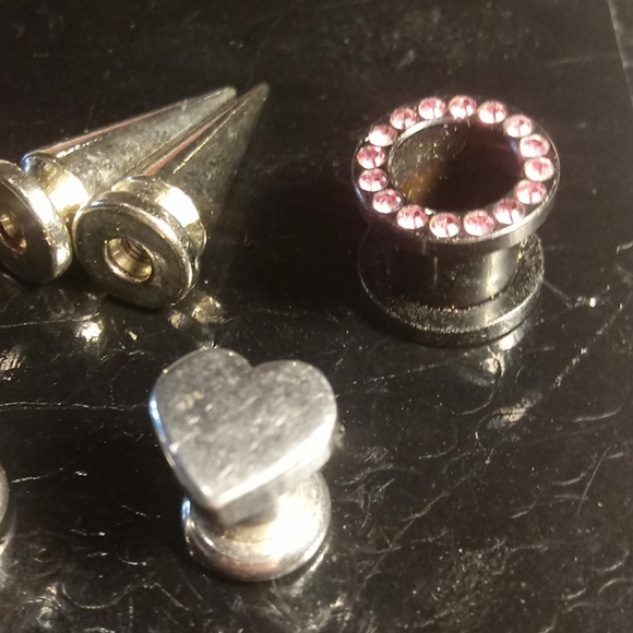 3 Pair of Plug Plugs Earrings LOT - Picture 10 of 16